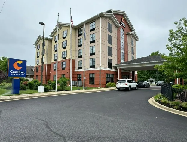 Comfort Inn & Suites Lexington Park near Pax River hotel detail image 4