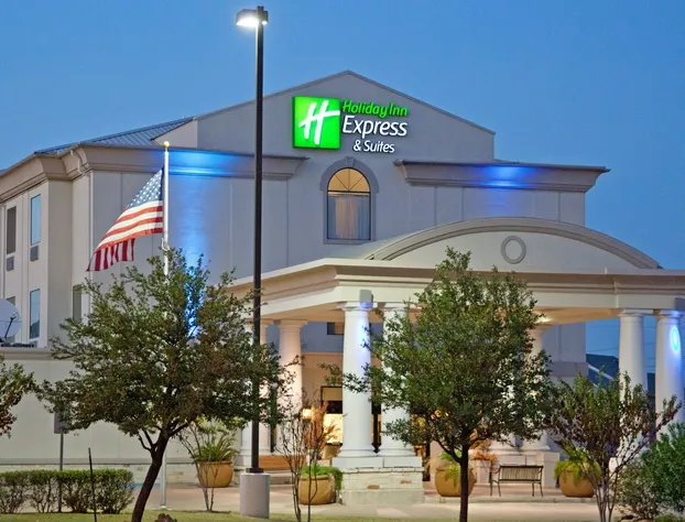 Holiday Inn Express & Suites College Station by IHG hotel detail image 1