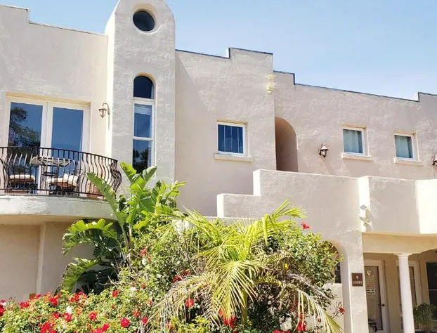 Santa Paula Inn hotel detail image 2