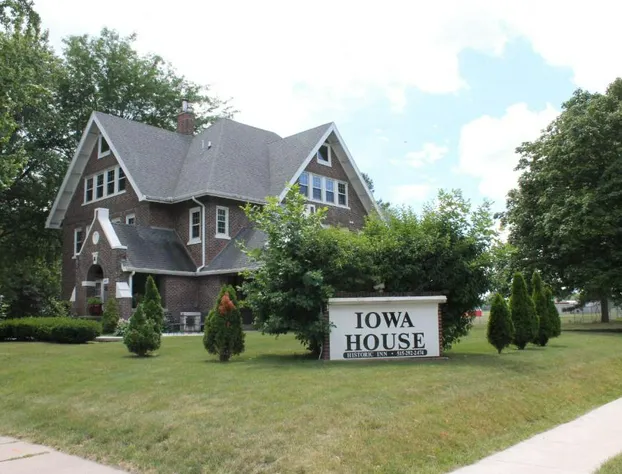 Iowa House hotel detail image 3