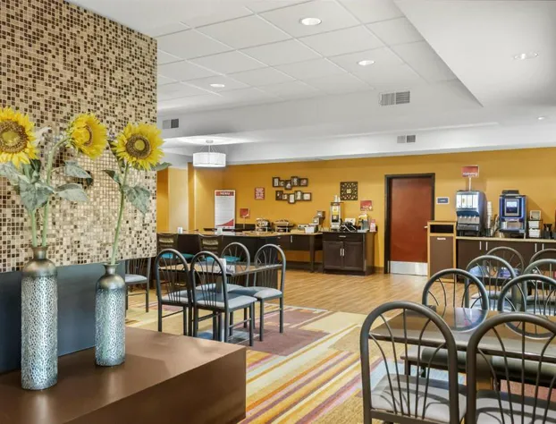 Best Western Plus Hiawatha Hotel hotel detail image 2