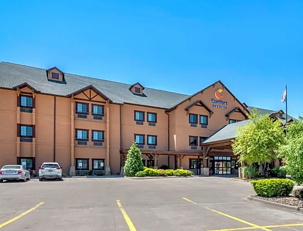 Comfort Inn & Suites Chillicothe hotel detail image 1