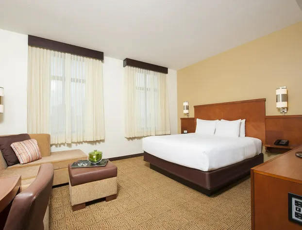 Hyatt Place Des Moines/Downtown hotel detail image 3