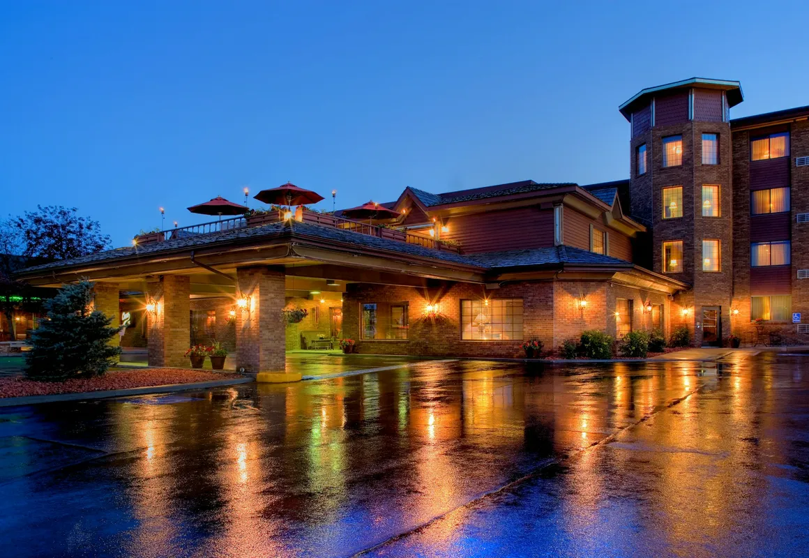 Grand Gateway Hotel hotel hero