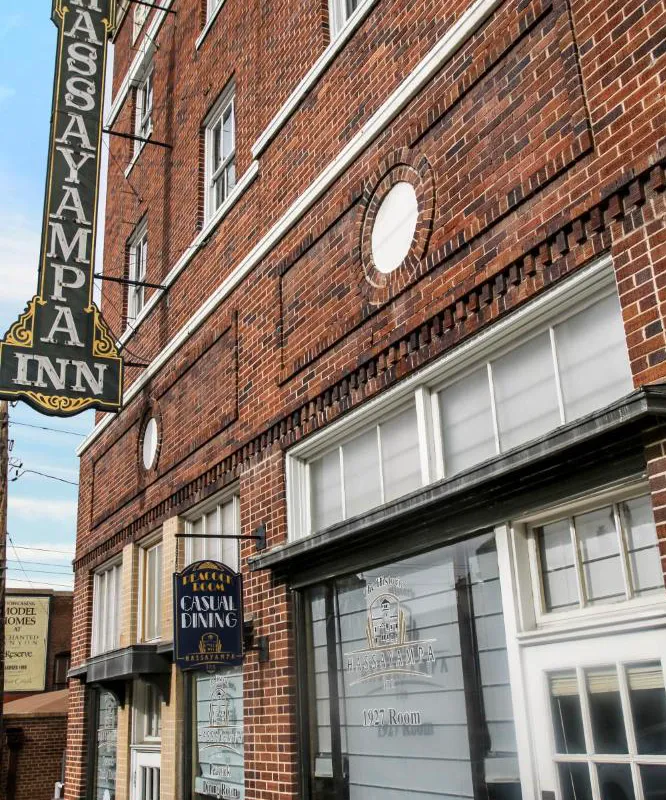 Hassayampa Inn hotel hero