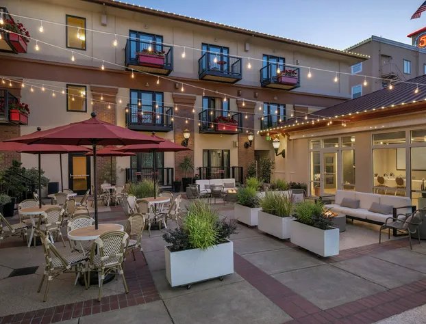 Inn at the 5th hotel detail image 3