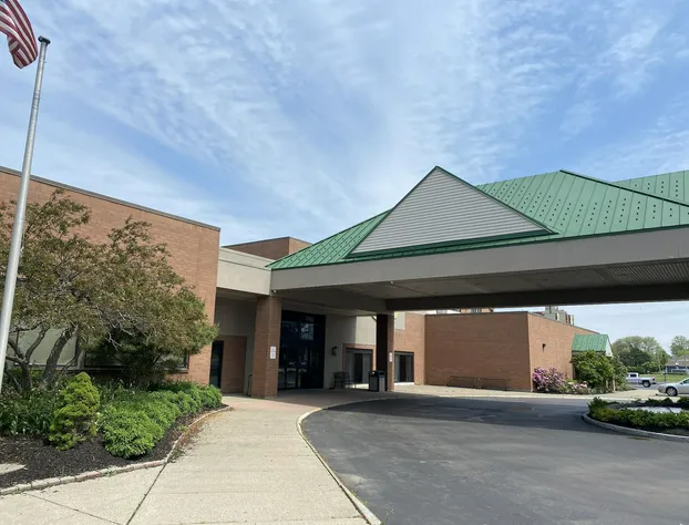 Clarion Hotel Conference Center on Lake Erie hotel detail image 1