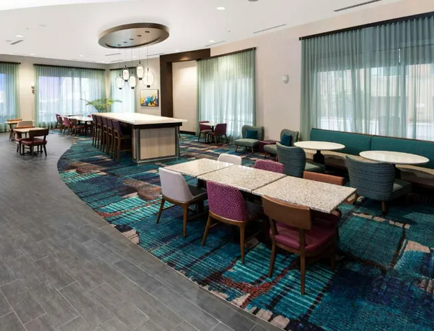 Hampton Inn & Suites Raleigh Downtown hotel detail image 3