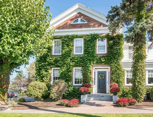 The Century House, an Ascend Collection Hotel hotel detail image 2