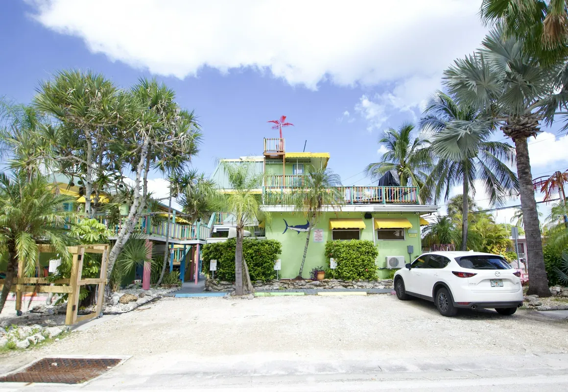 Sun Deck Inn & Suites hotel hero