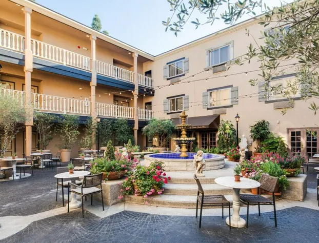 Ayres Hotel Costa Mesa/Newport Beach hotel detail image 1