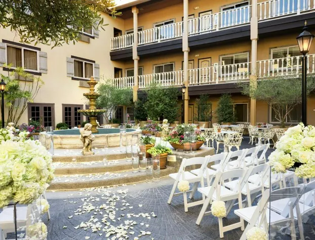 Ayres Hotel Costa Mesa/Newport Beach hotel detail image 2