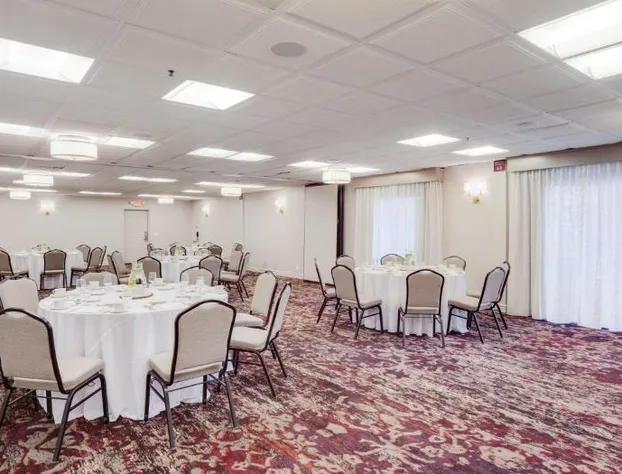 Ayres Hotel Costa Mesa/Newport Beach hotel detail image 4