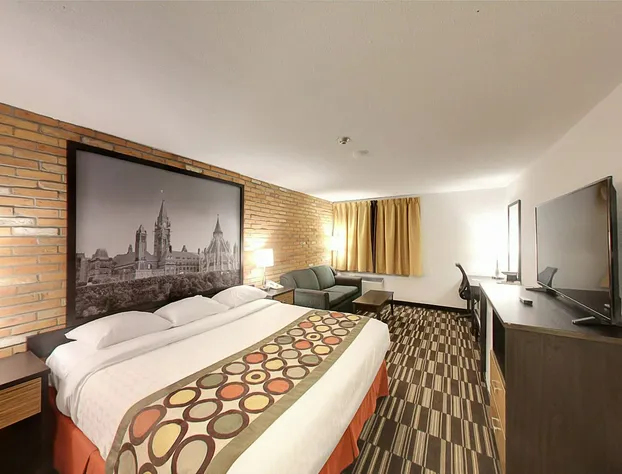 Super 8 by Wyndham Sudbury ON hotel detail image 3
