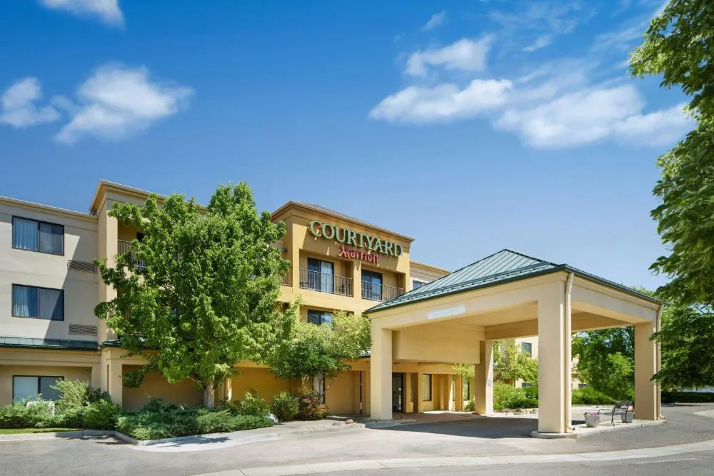 Courtyard by Marriott Boulder Longmont hotel hero