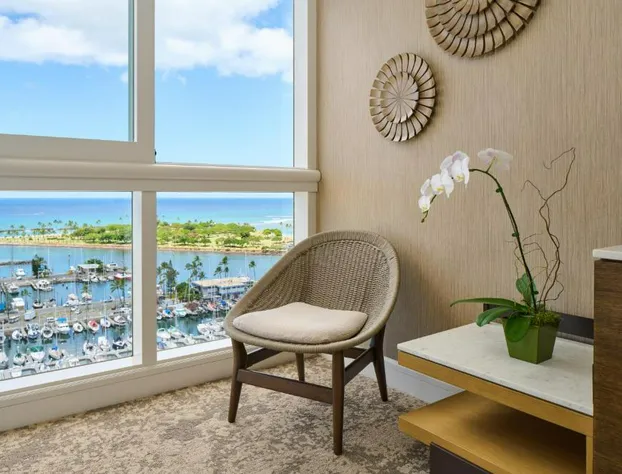 Prince Waikiki hotel detail image 2