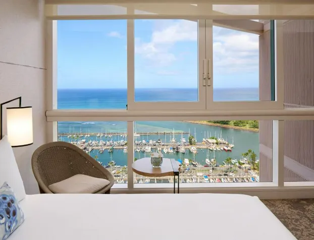 Prince Waikiki hotel detail image 2