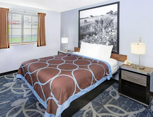 Super 8 by Wyndham Johnstown/Gloversville hotel detail image 4