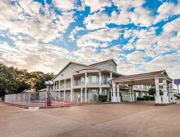 Motel 6 Waxahachie, TX hotel detail image 3