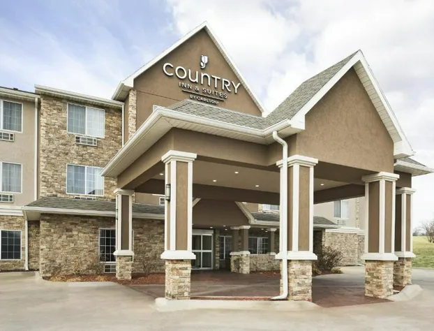 Country Inn & Suites by Radisson, Topeka West, KS hotel detail image 1