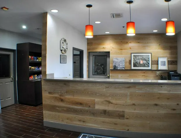 Country Inn & Suites by Radisson, Topeka West, KS hotel detail image 2