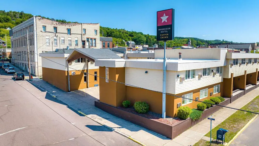 Magnuson Hotel Copper Crown hotel hero