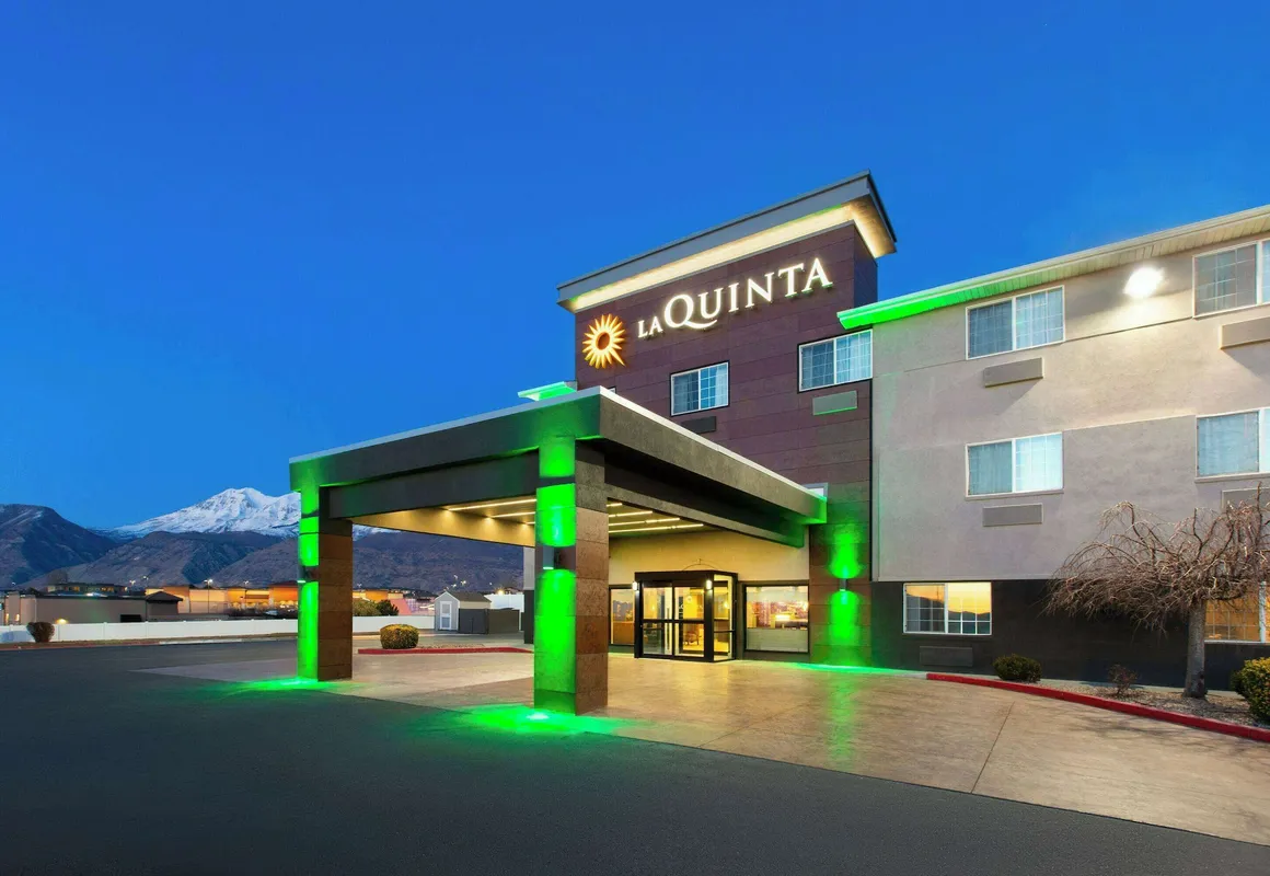 La Quinta Inn & Suites by Wyndham North Orem hotel hero