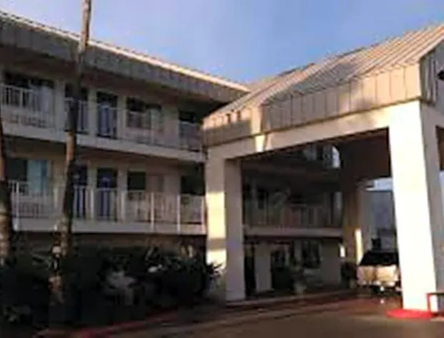 Motel 6 Brownsville, TX North hotel detail image 1