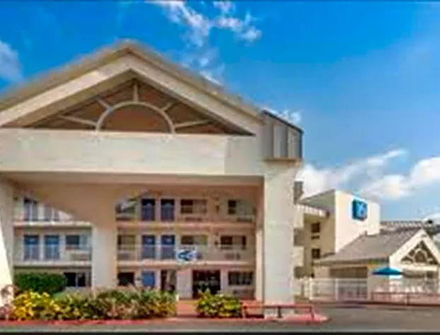 Motel 6 Brownsville, TX North hotel detail image 3