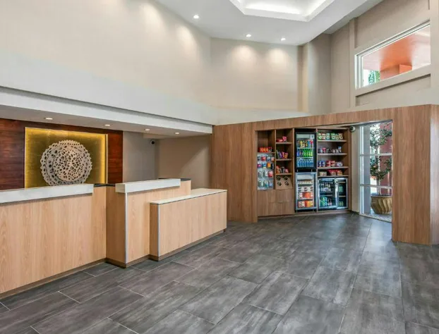 Fairfield Inn & Suites by Marriott San Jose Airport hotel detail image 3