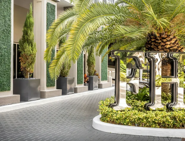 Fortune House Hotel Suites hotel detail image 1