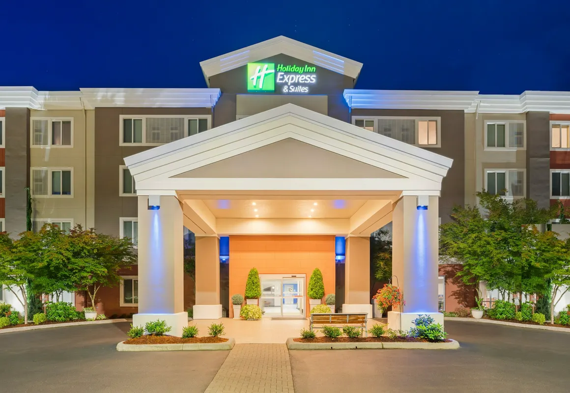 Holiday Inn Express & Suites Marysville by IHG hotel hero