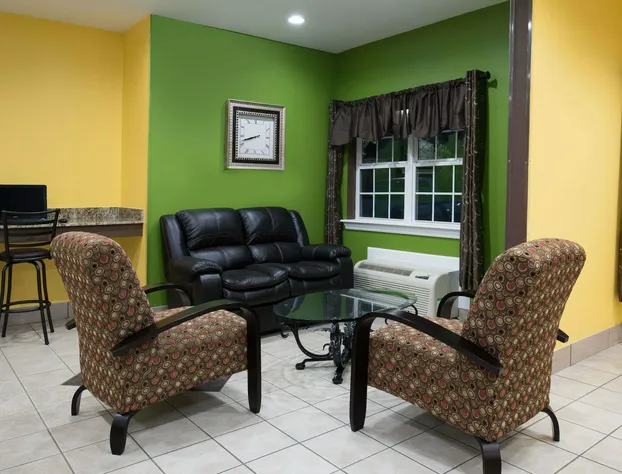 Microtel Inn & Suites by Wyndham Rogers hotel detail image 2