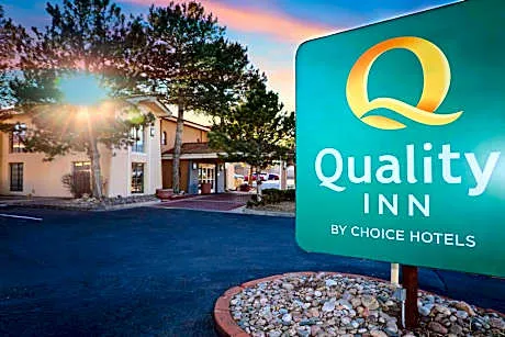 Quality Inn Aurora Denver hotel hero