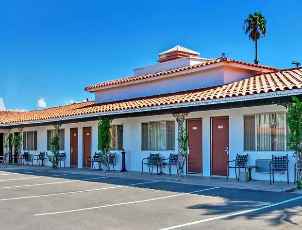 Historic Coronado Motor Hotel by OYO hotel detail image 2