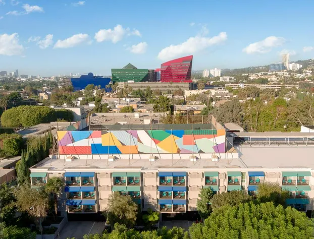 Le Parc at Melrose hotel detail image 2