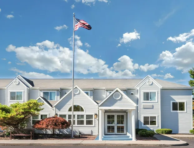 Microtel Inn by Wyndham Victor/Rochester hotel detail image 1