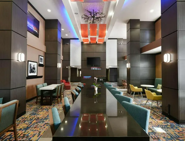 Hampton Inn & Suites Tulsa/Central hotel detail image 2