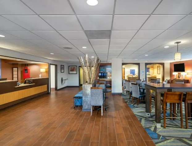 Holiday Inn Express Forsyth by IHG hotel detail image 3