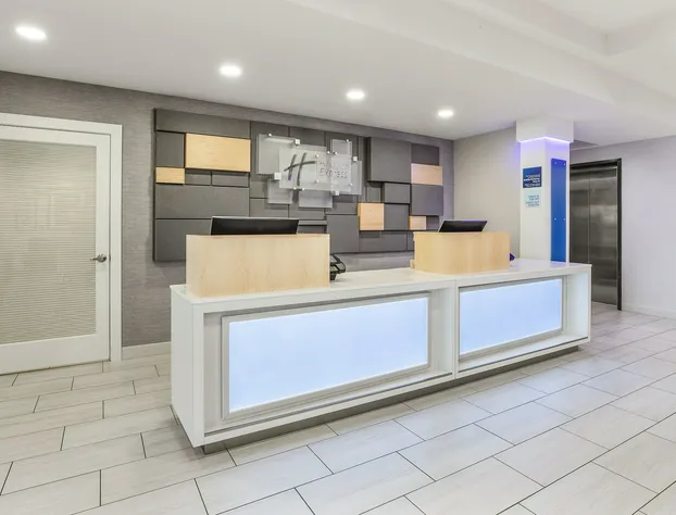 Holiday Inn Express & Suites Tacoma by IHG hotel detail image 4