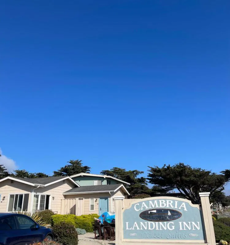 Cambria Landing Inn & Suites hotel hero