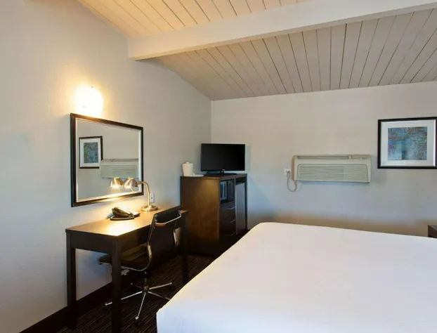 Days Inn by Wyndham Chowchilla Gateway to Yosemite hotel detail image 4