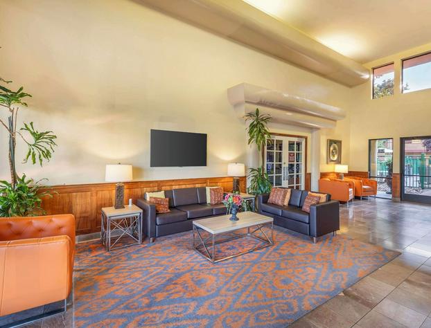 Best Western Plus Orchid Hotel & Suites hotel detail image 4