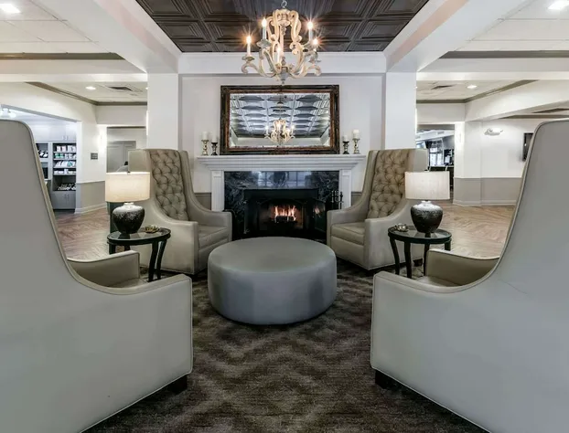 Richmond Inn & Suites, A Trademark Collection Hotel hotel detail image 2