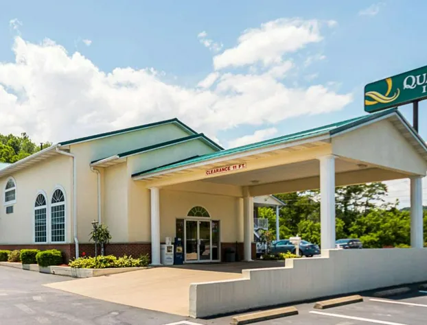 Quality Inn Weston hotel detail image 1