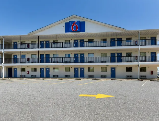 Motel 6 Greenville, SC hotel detail image 1