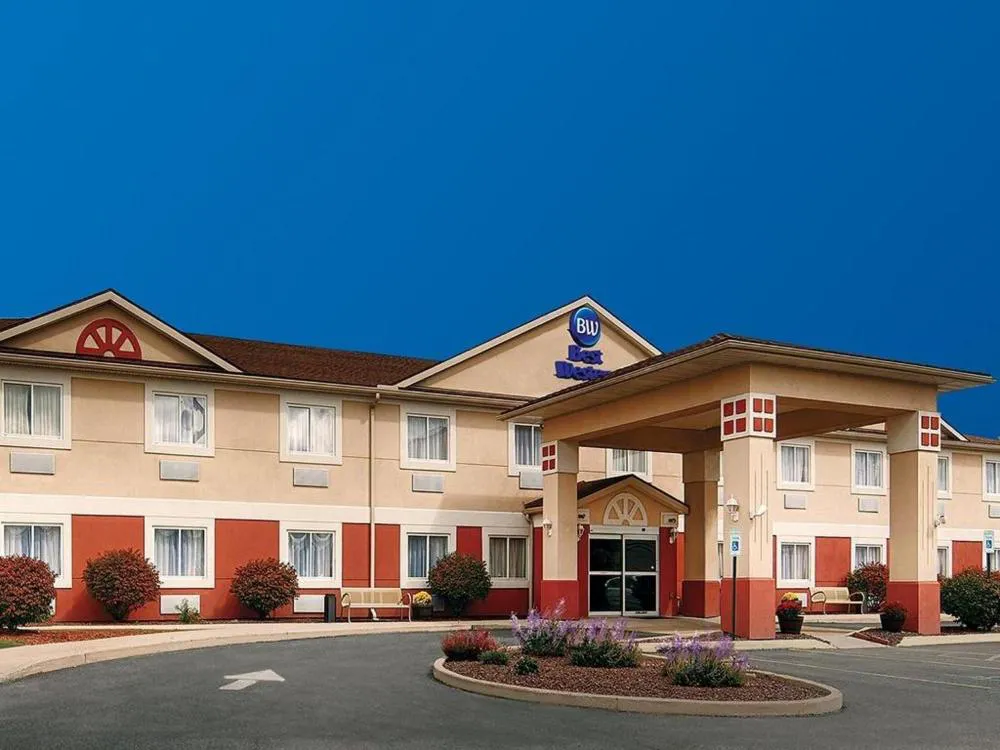 Best Western Nittany Inn Milroy hotel hero