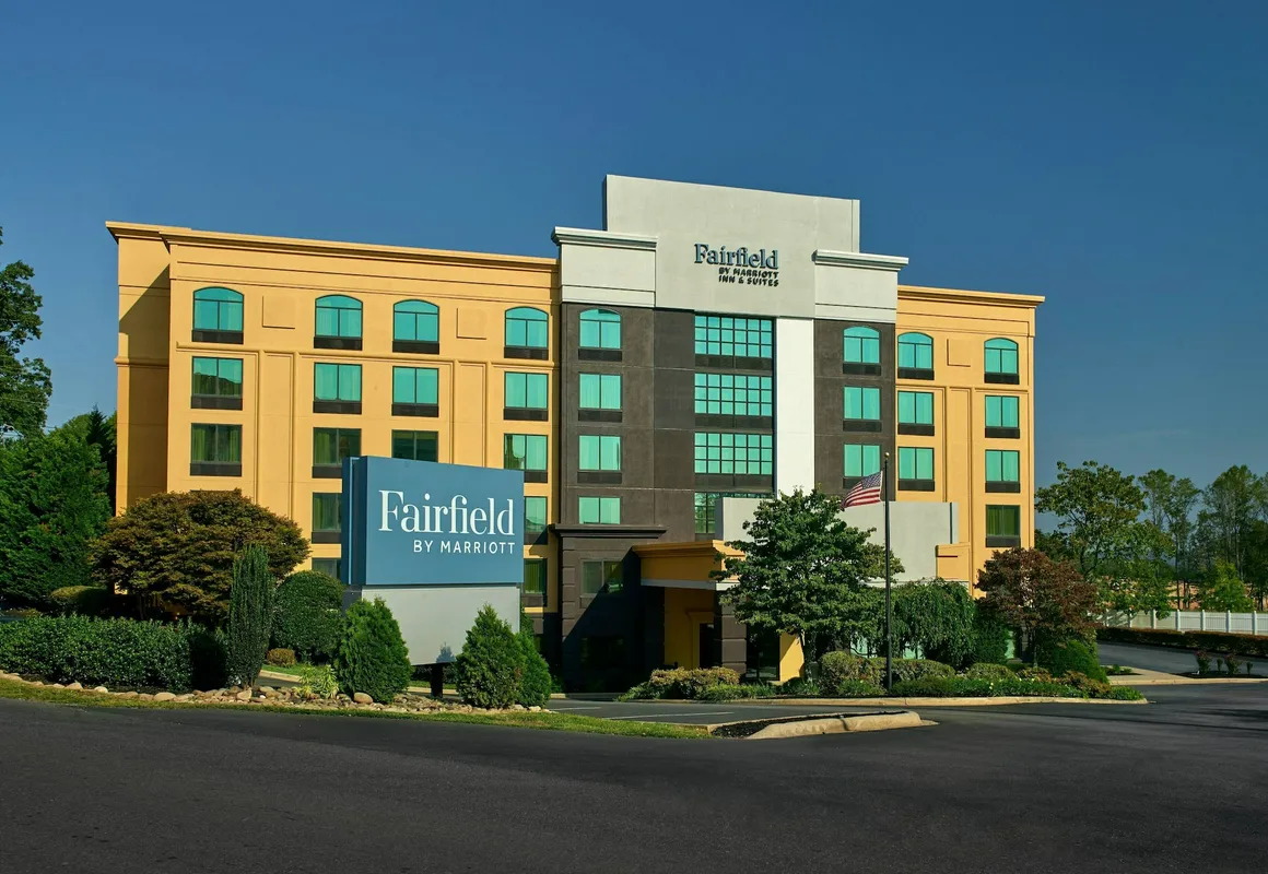 Fairfield by Marriott Inn & Suites Asheville Outlets hotel hero