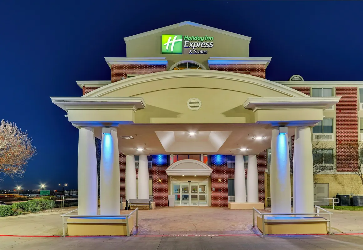 Holiday Inn Express & Suites Lake Worth by IHG hotel hero