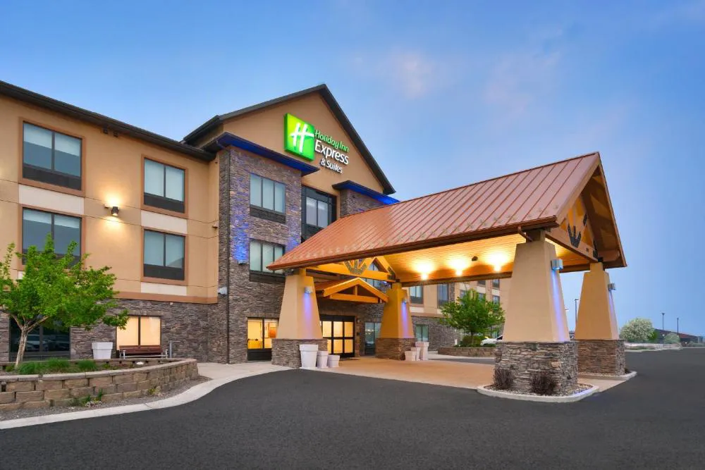 Holiday Inn Express Hotel & Suites Helena by IHG hotel hero